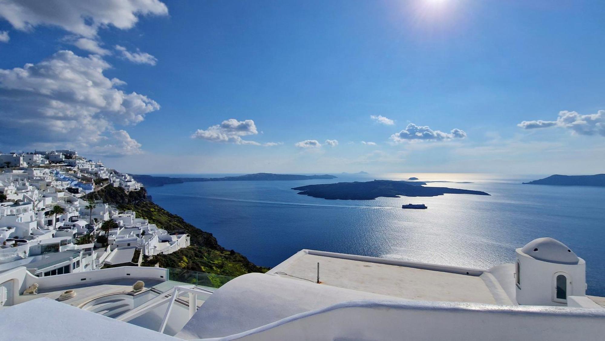 Karpimo Horizon - Caldera View With Private Hot Tub Villa Фиростефани Екстериор снимка