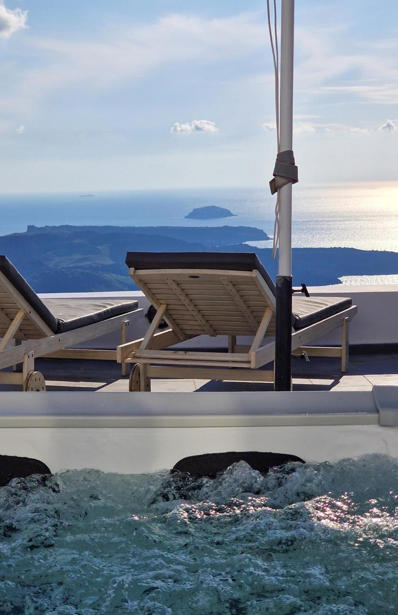 Karpimo Horizon - Caldera View With Private Hot Tub Villa Фиростефани Екстериор снимка