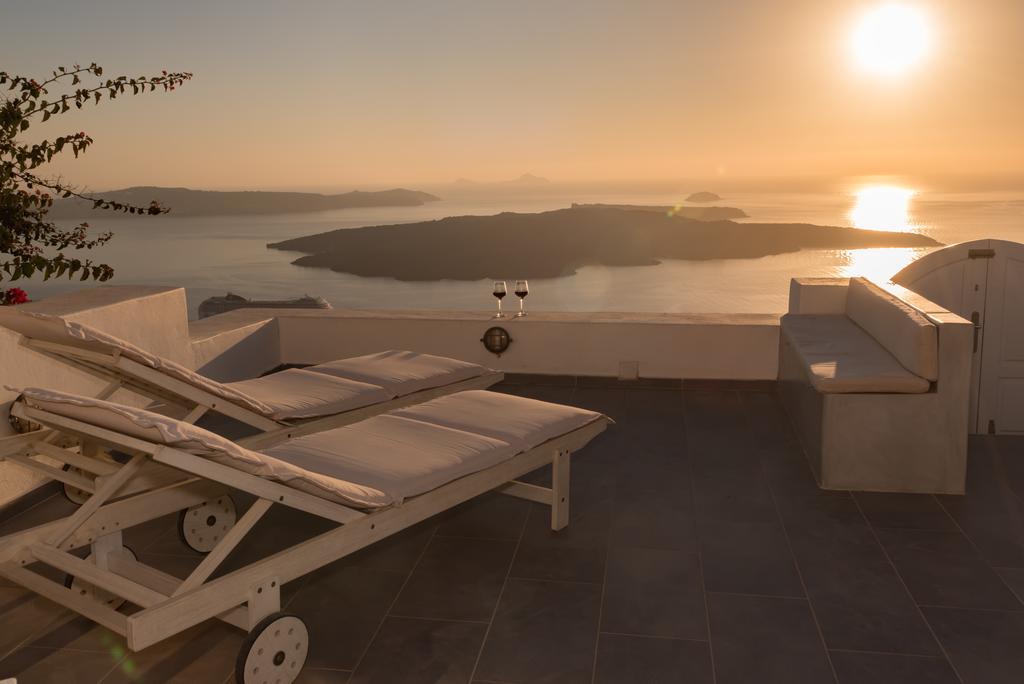 Karpimo Horizon - Caldera View With Private Hot Tub Villa Фиростефани Екстериор снимка