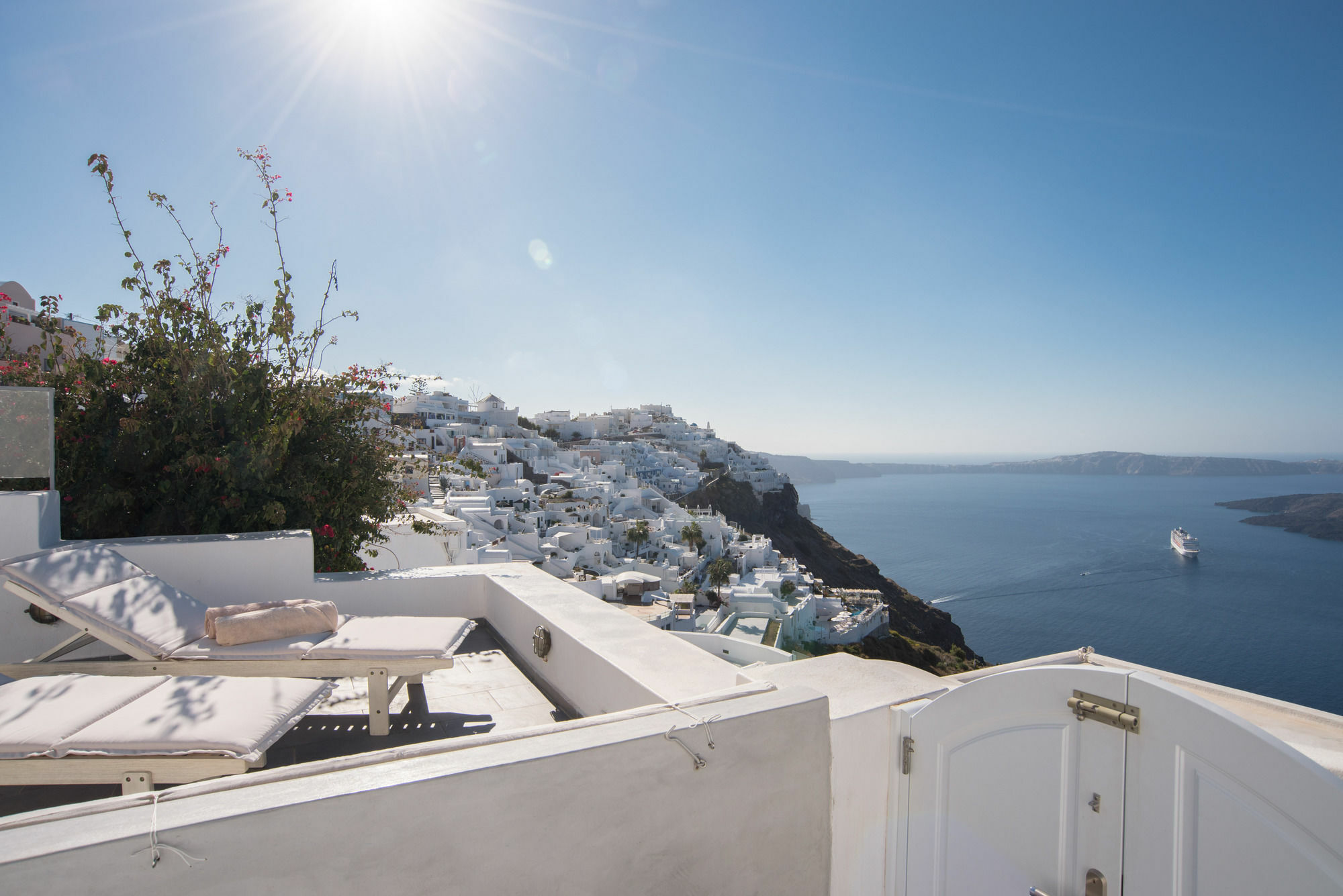 Karpimo Horizon - Caldera View With Private Hot Tub Villa Фиростефани Екстериор снимка